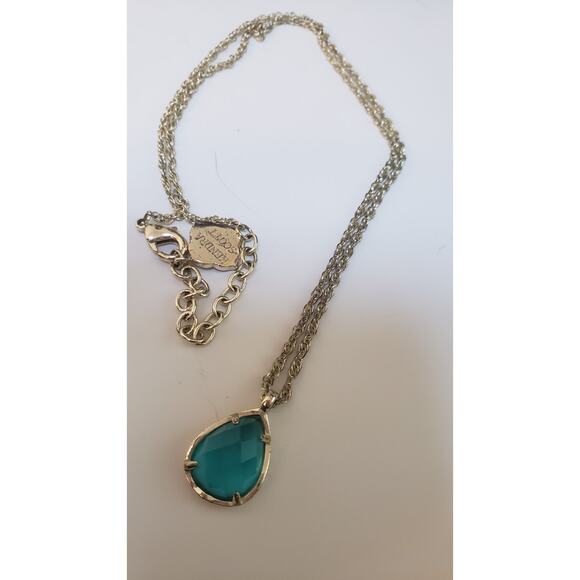 Kendra Scott Kiri Necklace in London Blue Glass with Gold Hardware - Picture 6 of 9